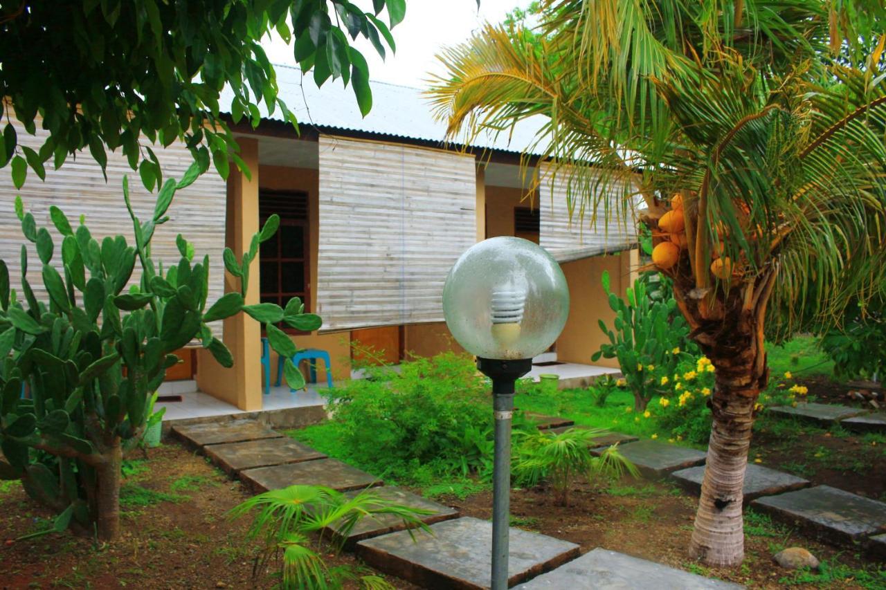 Fx72 Beach Resort Maumere Ngoại thất bức ảnh