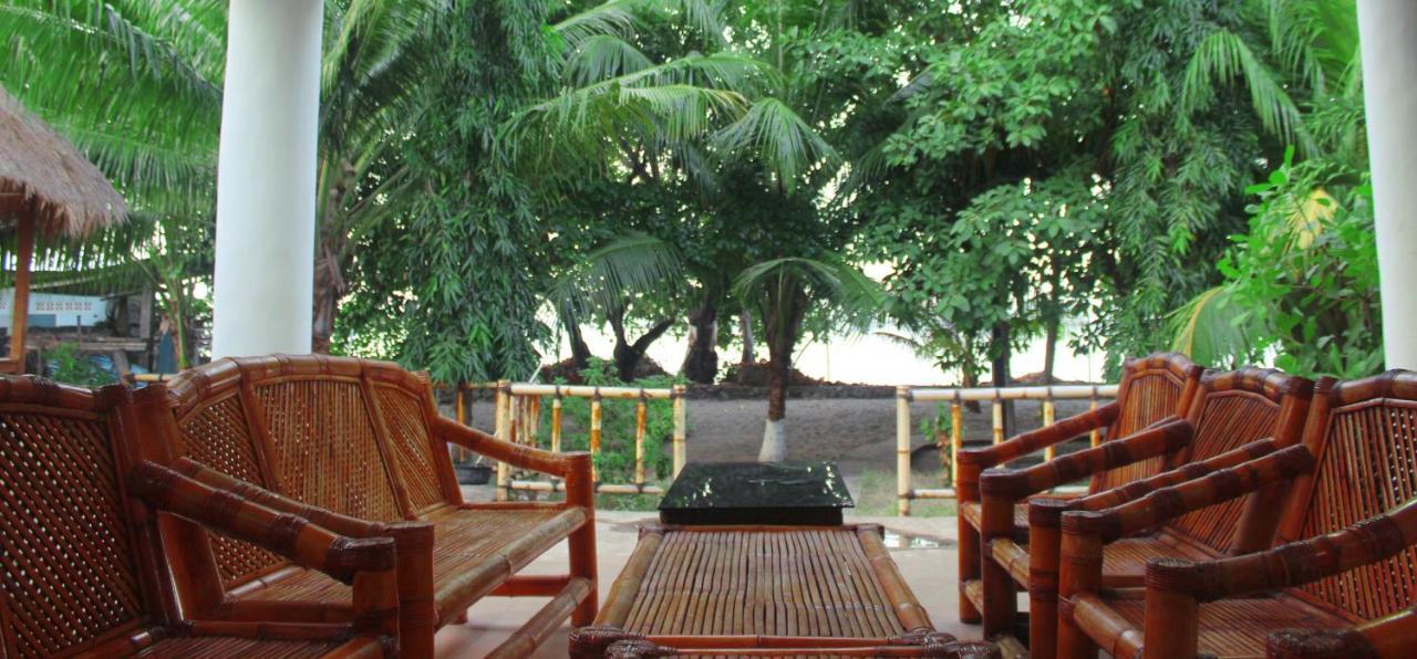 Fx72 Beach Resort Maumere Ngoại thất bức ảnh