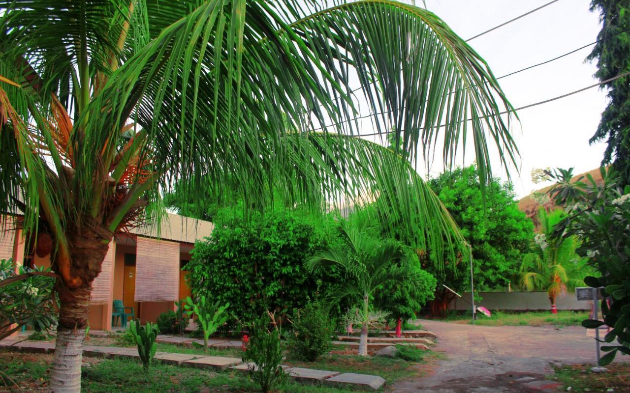 Fx72 Beach Resort Maumere Ngoại thất bức ảnh
