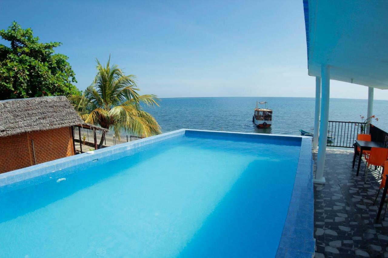 Fx72 Beach Resort Maumere Ngoại thất bức ảnh